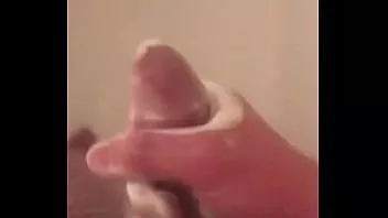 Riproduci Lavando il mio cazzo, crescendo da 3 a 8 pollici
