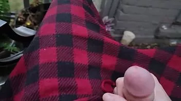Abspielen Ein schneller ungeplanter Orgasmus auf meinem Balkon!!