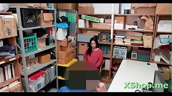 Redare Fascinantă prietenă neagră bănci ametist lovituri stick gata pentru sex