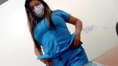 play Yaramaz Hemşire Geri Dönüyor: Büyük Göt Milf ile Amatör Ev Yapımı Porno