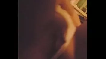 Oynat Luvs2cumm69 yalama ve seksi dipsiz beyaz iç çamaşırı kıyafeti ile lea-ann c'nin kedi lanet