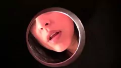 play Kimber Kays Glory Hole Blowjob: große natürliche Titten und perfekter Arsch