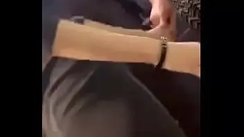 Jouer Une fille russe excitée veut vraiment ce garçon
