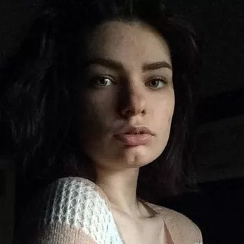 قناة Annabel Redd